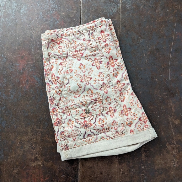 Anthropology Pilcro The Wanderer Floral Rose High-rise Shorts, Size 27 - Picture 3 of 11